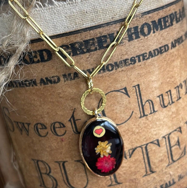 Gold Link Oval Resin Flower Necklace